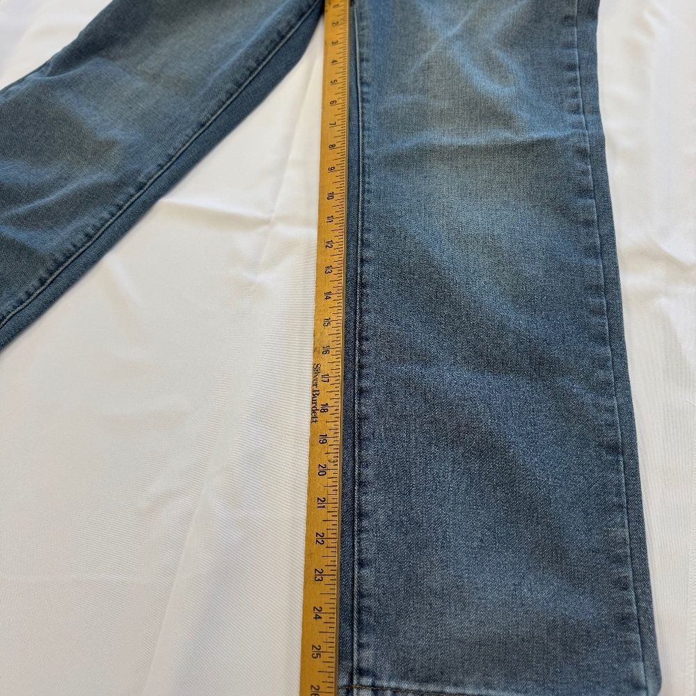 NVFelix High Rise Wide Leg Medium Wash Jean Size Medium - Picture 6 of 6